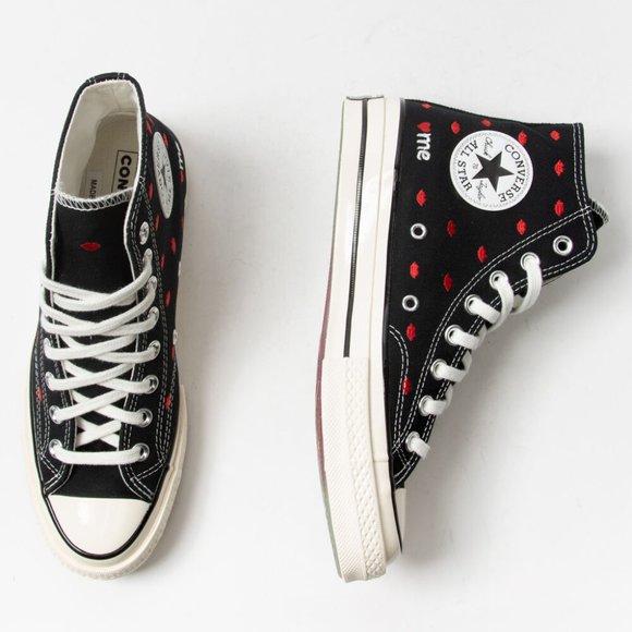 Converse Chuck Taylor All-Star 70 Hi
Embroidered Lips Black Valentine’s Day - Picture 5 of 5